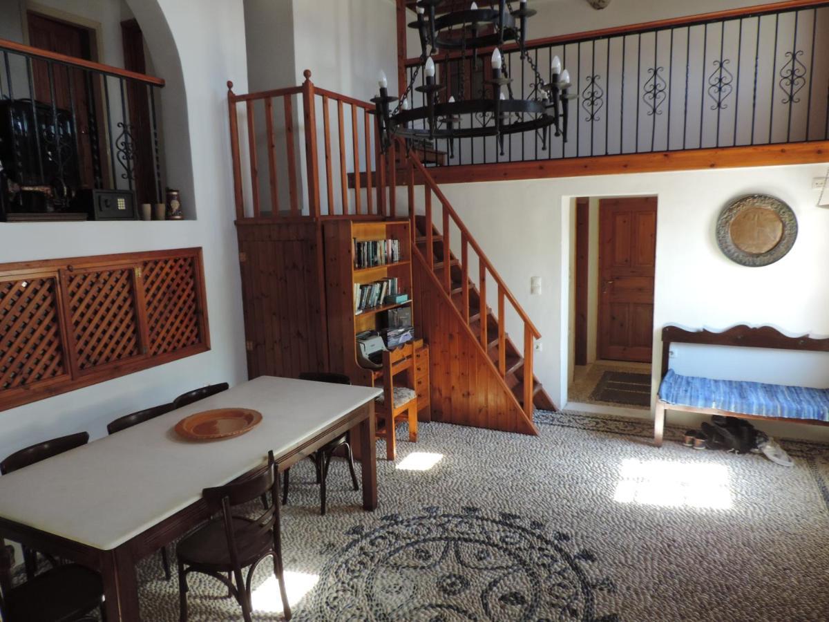 Anna Maria Villa Líndos